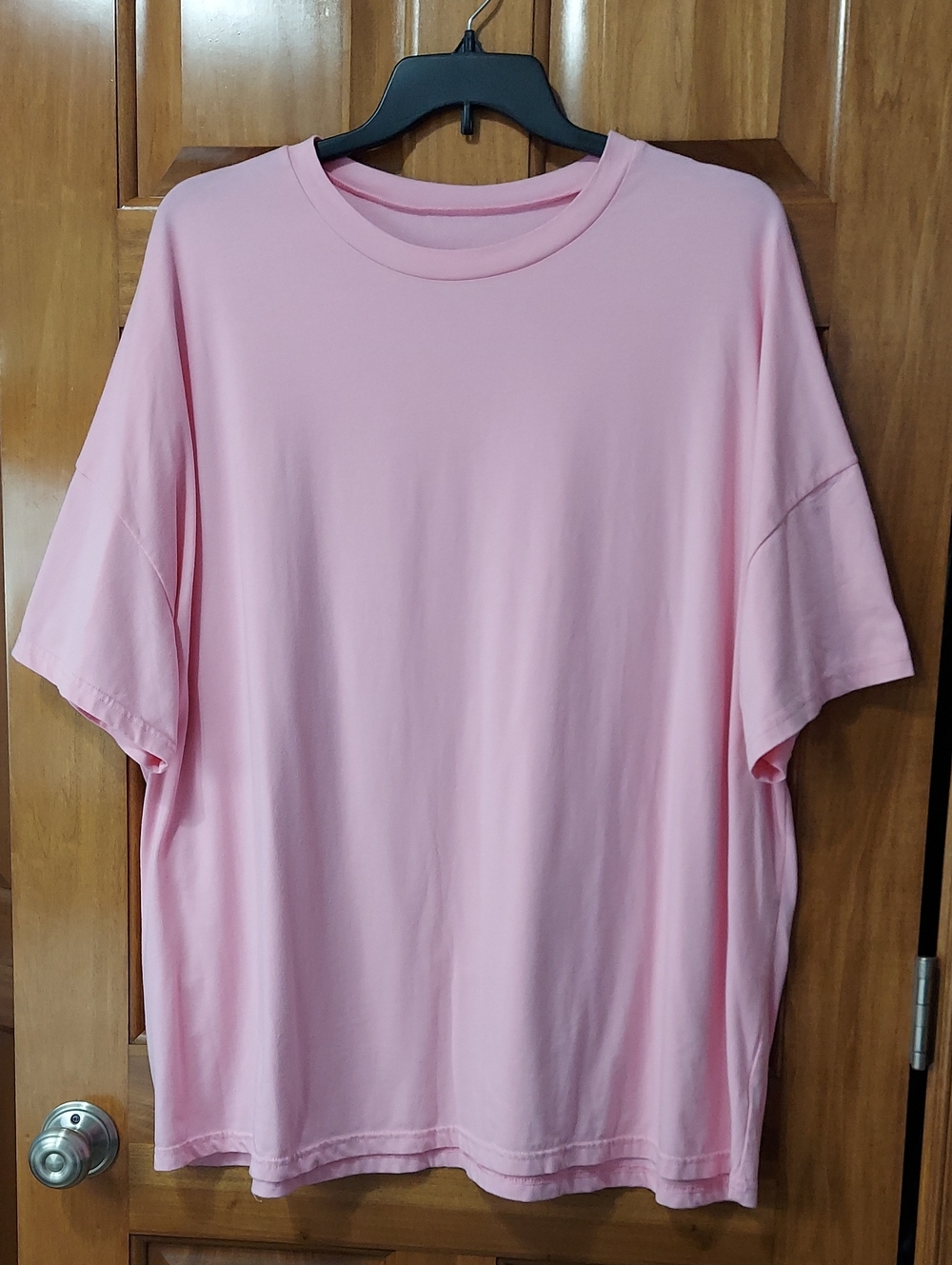 Chic Women's Relaxed Fit Crew Neck T-Shirt in Light Pink, Size 4X, Like New ▪︎